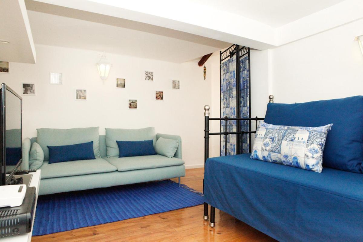 Best Terrace River View Apt In Alfama Appartement